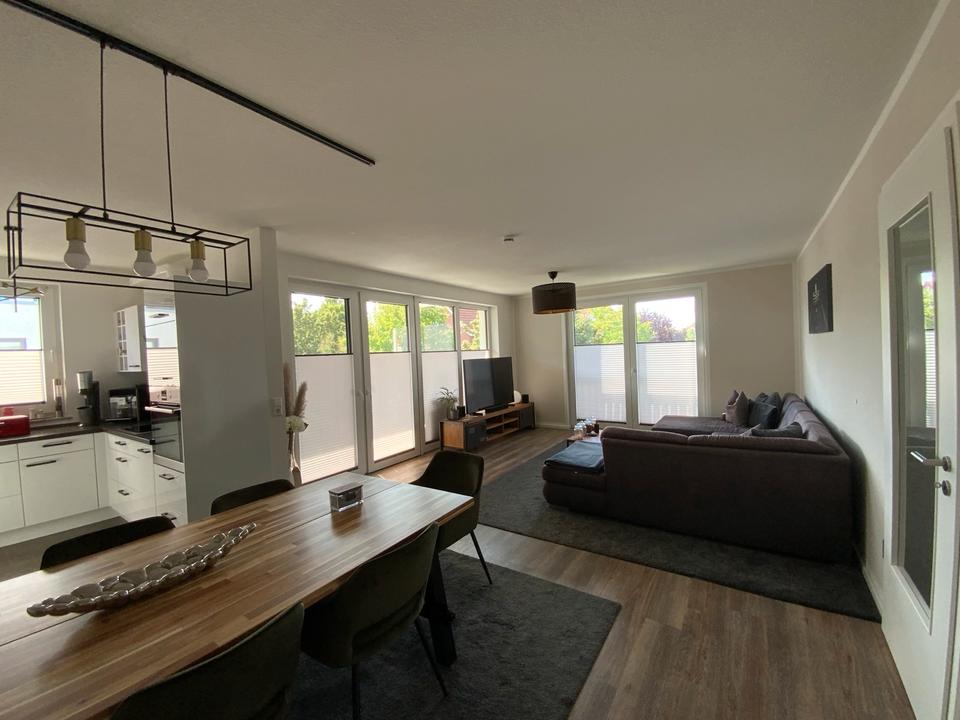 Thumbnail-Neuwertige 4-Zimmer-Wohnung mit Loggia in Rethen (provisionsfrei)