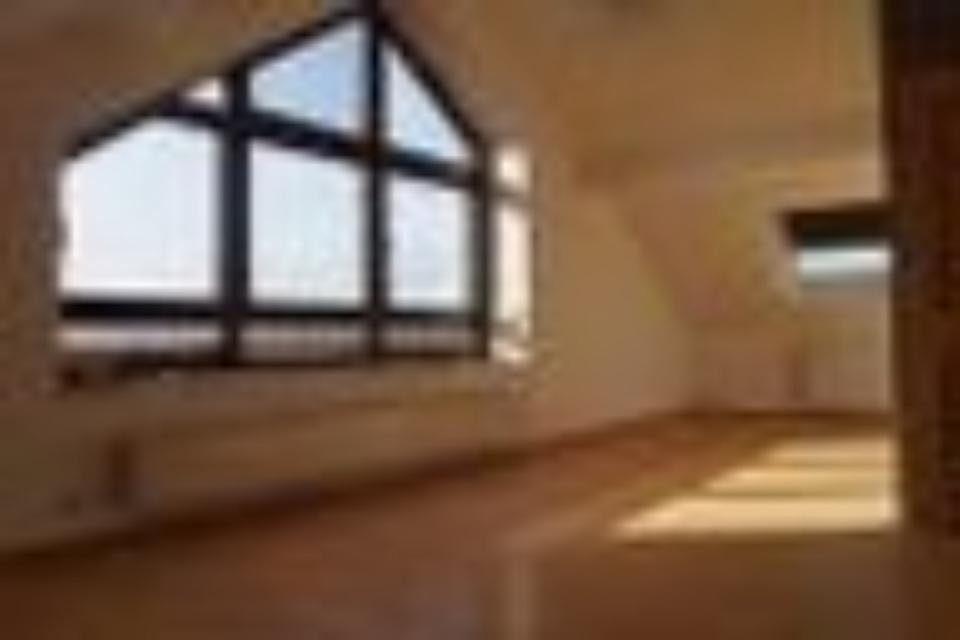 Thumbnail-Dachgeschosswohnung in schöner Wohnlage