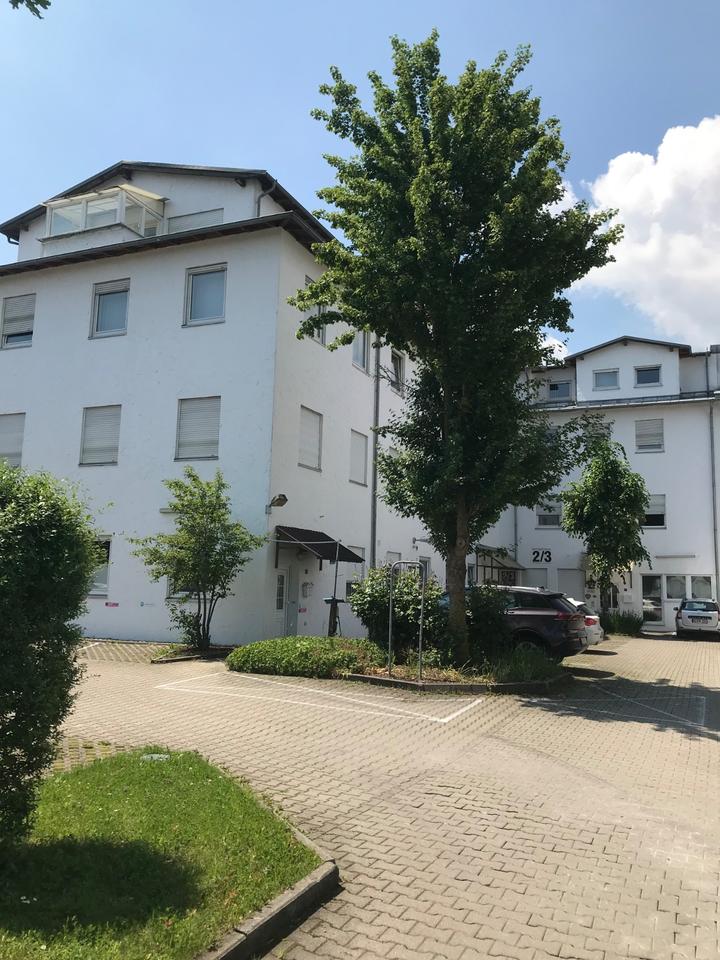 Thumbnail-Büro 110 qm auf Wunsch möbeliert