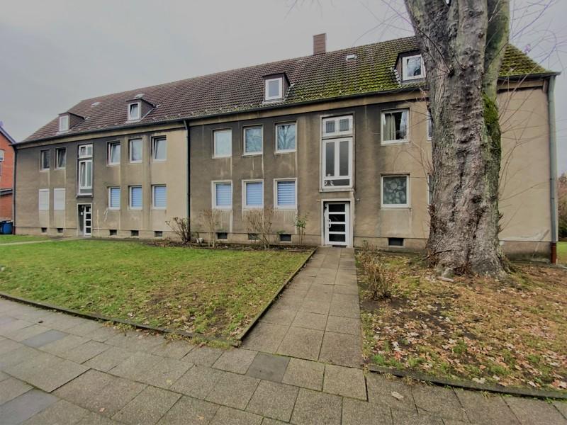 Thumbnail-Günstige und kleine 3-Zimmer-Wohnung im Dachgeschoss