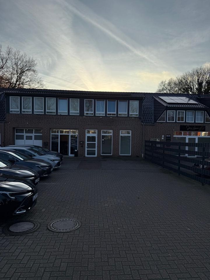 Thumbnail-Ladenfläche Büro Friseur Praxis 29 qm + Küche Bad PROVISIONSFREI