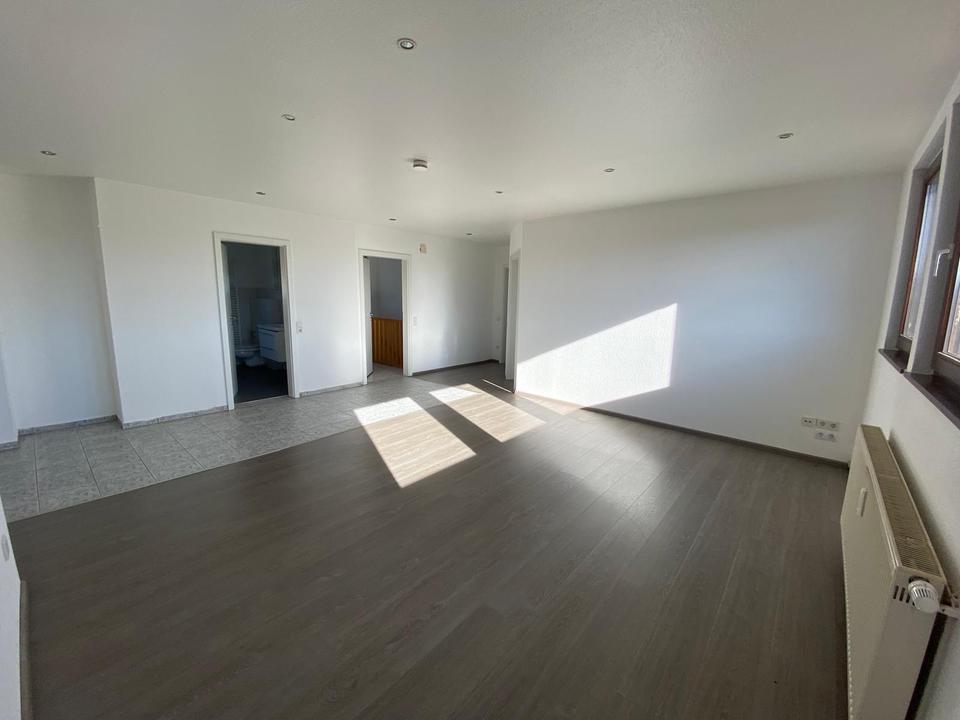 Thumbnail-Dachgeschosswohnung in FrankenbergEder