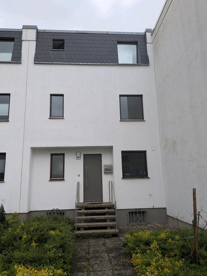 Thumbnail-Reihenhaus Marienfelde mit Garage, Keller