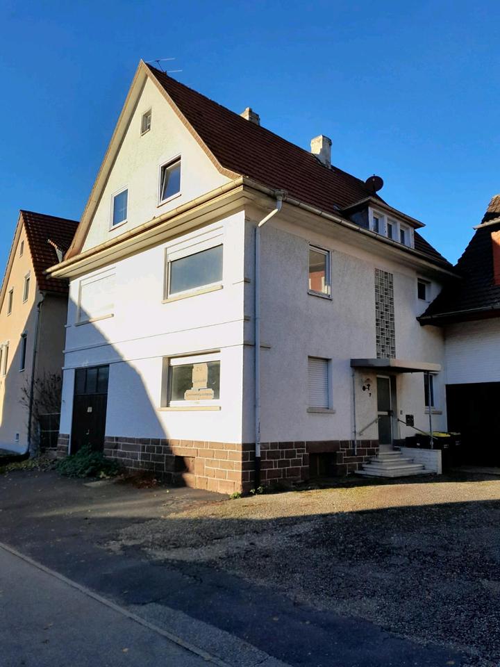 Thumbnail-Einfamilienhaus, Wohnhaus, Eigenheim Keltern mit zentraler Lage