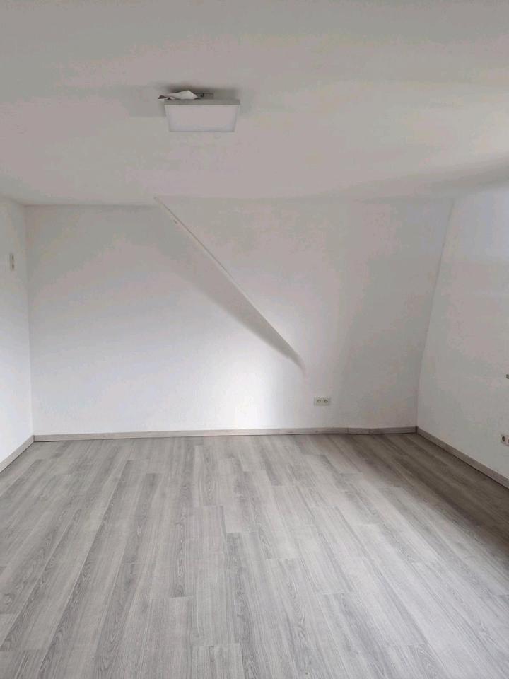 Thumbnail-Neu sanierte 2 Zimmer Wohnung in quierschied