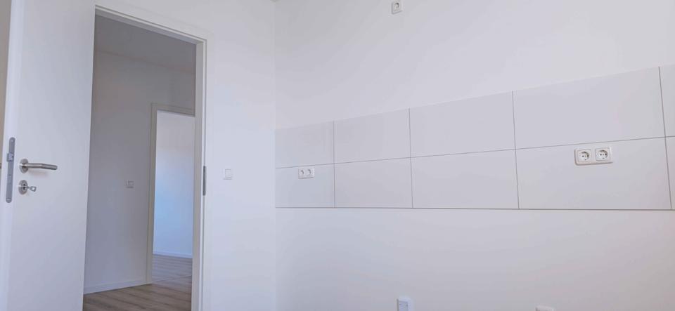 Thumbnail-Große 3 Zimmer im 3. OG von Privat - Endlich fertig