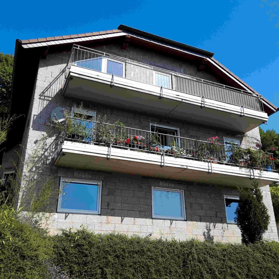 Thumbnail-Mehrfamilienhaus drei schöne Wohnungen mit Südlage