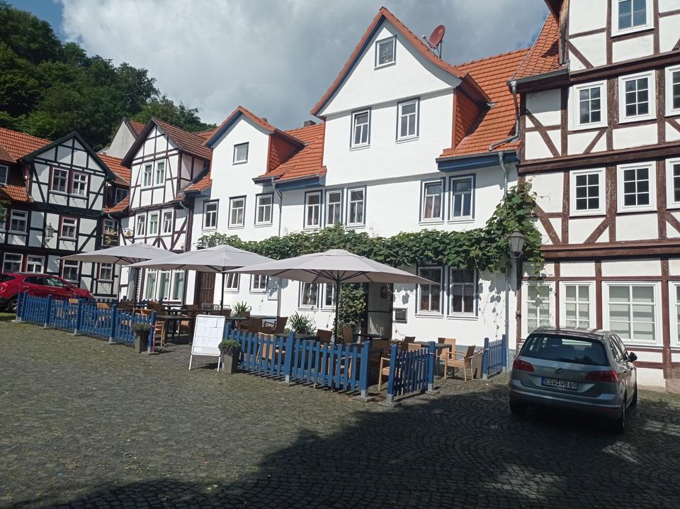 Thumbnail-Gaststätte mit Pensionszimmern und Betreiberwohnung