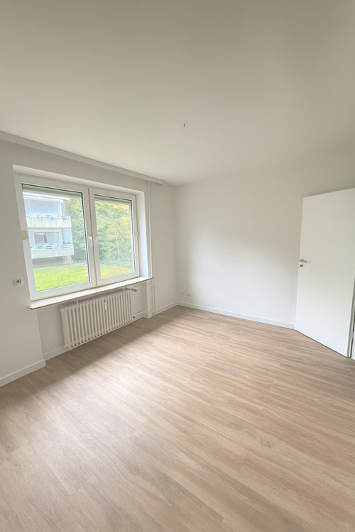 Thumbnail-Frisch renovierte 2-Zimmer Wohnung in Hamburg Schnelsen