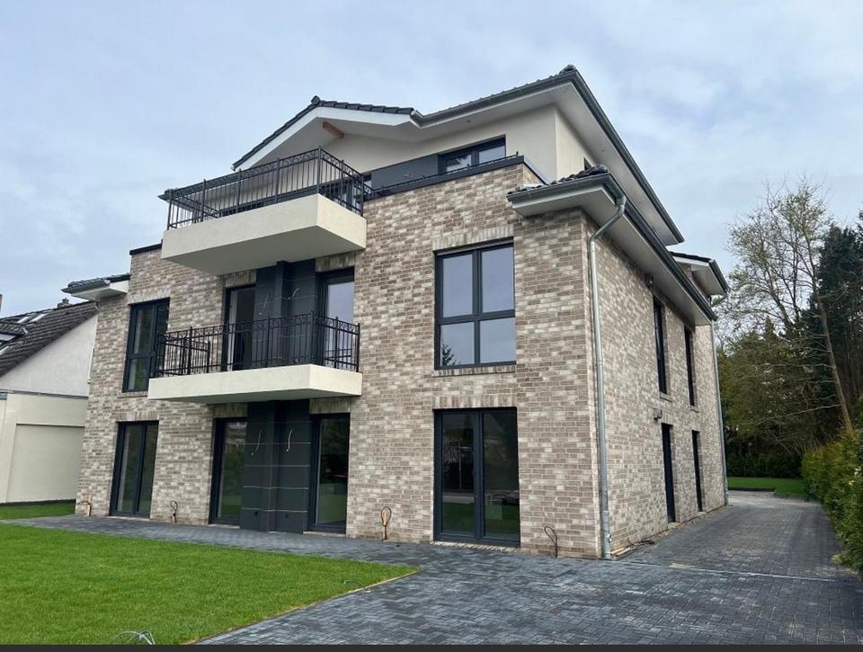 Thumbnail-Moderne 3 Zimmer Neubauwohnung im 1. OG , Niendorf