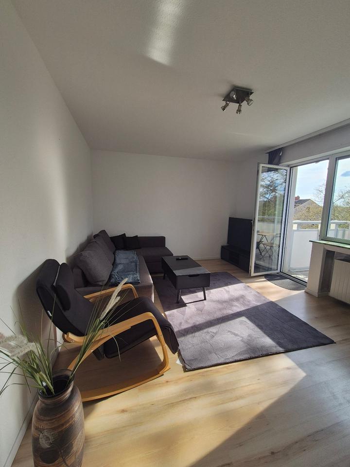 Thumbnail-Voll möblierte 3-Zimmer Wohnung mit Kamin und Balkon