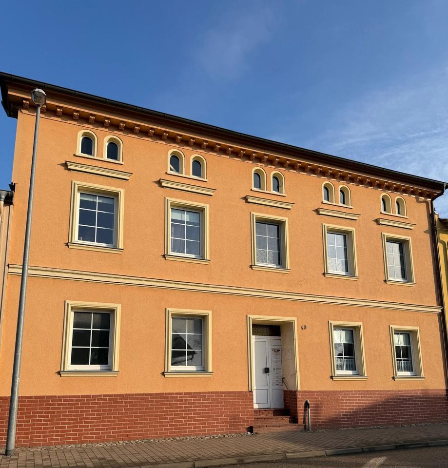 Thumbnail-Sanierte Wohnung mit Blick in den grünen Innenhof