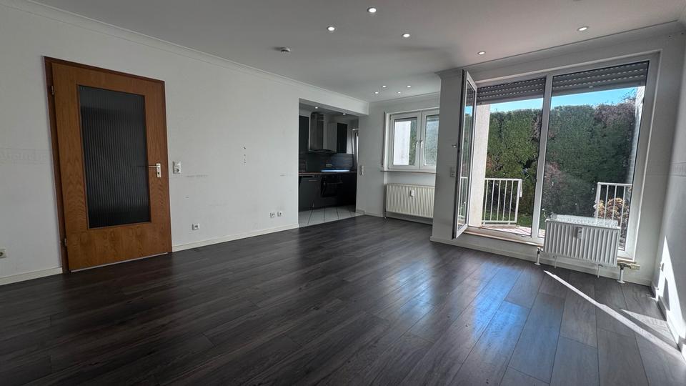 Thumbnail-2 ZI-Wohnung in Wiesbaden Dotzheim TerrasseKücheKellerGarage