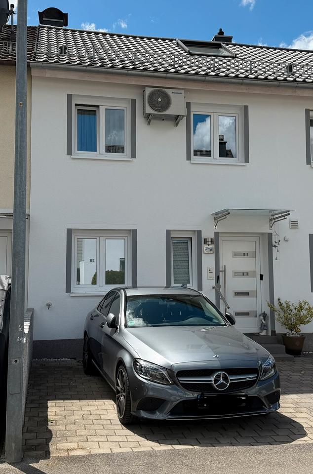 Thumbnail-Kernsaniertes Reihenmittelhaus in Reutlingen Voller Brunnen
