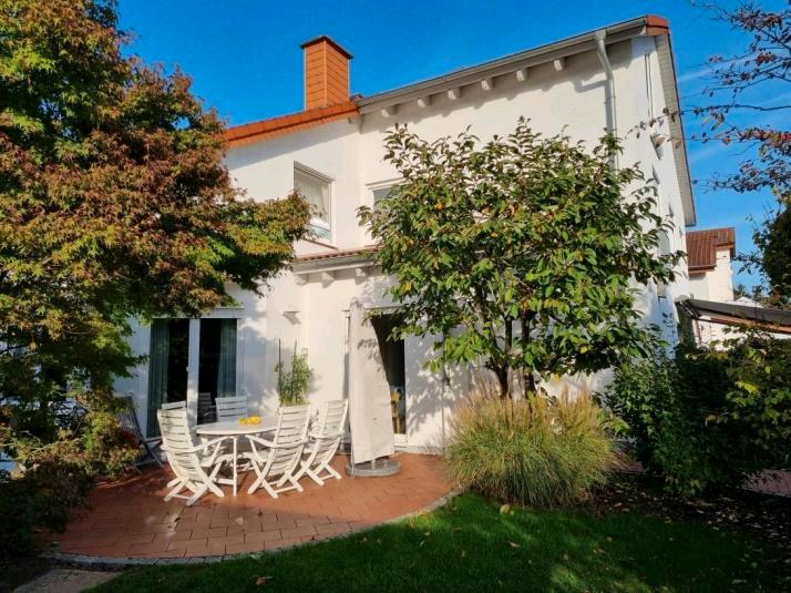 Thumbnail-710000 € - 152 m² - 5 Zi.