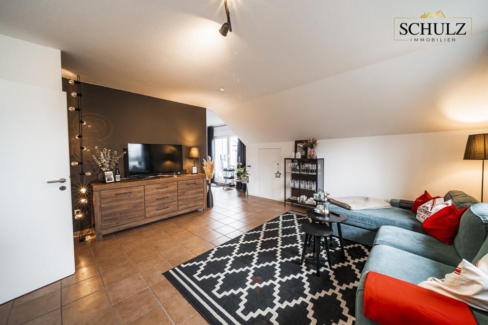 Thumbnail-**Über den Dächern wohnen: stilvolle Dachgeschosswohnung in Toplage zu vermieten**