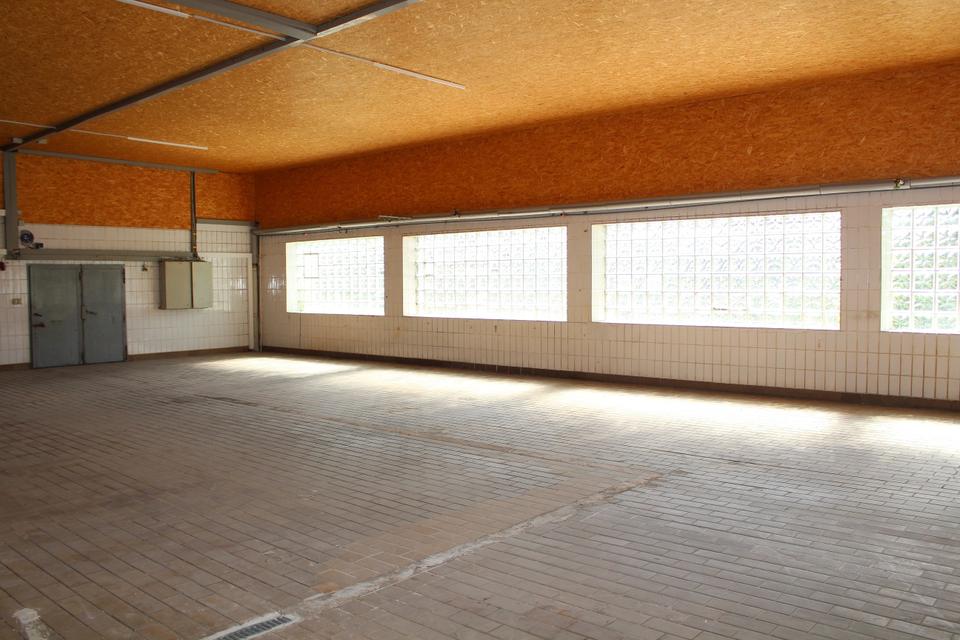 Thumbnail-Lager Halle Produktionsfläche in Deggendorf Mietraching zu vermieten