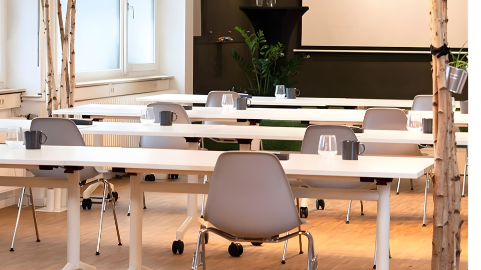 Thumbnail-Modernes, flexibles Büroraum-Setup in Nürnberg – 247, möbliert, All-in