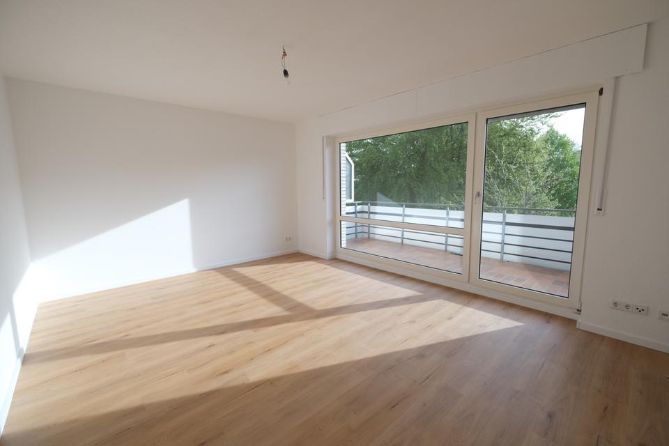 Thumbnail-2 Zi.-Wohnung in TOP-Lage, modern, saniert (2026) zentral, EBK