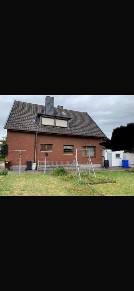 Thumbnail-Freistehendes Ein Zwei Familienhaus