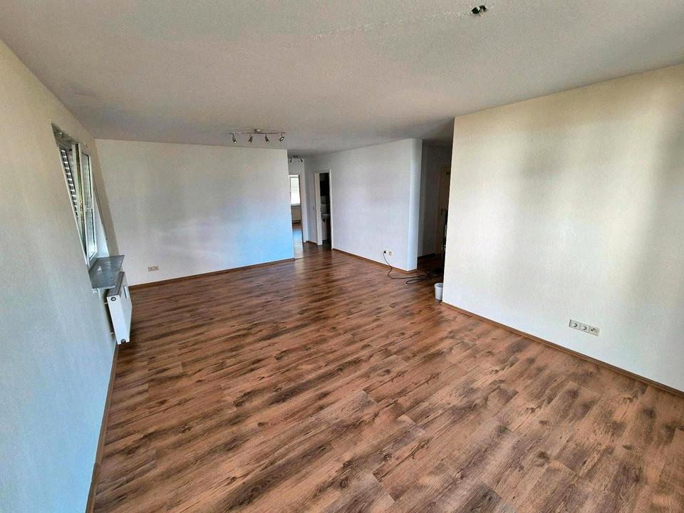 Thumbnail-ETW in Durmersheim Nord inkl. EBK mit Balkon und TG Stellplatz