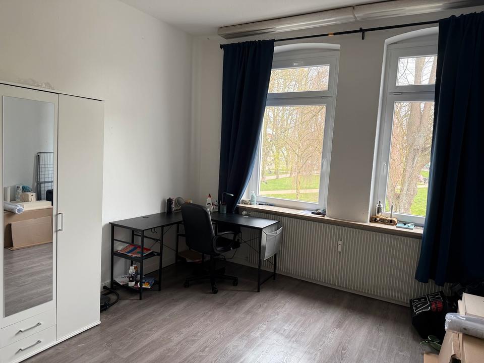 Thumbnail-Ein Zimmer (21 m²) in Männer-WG in Detmold