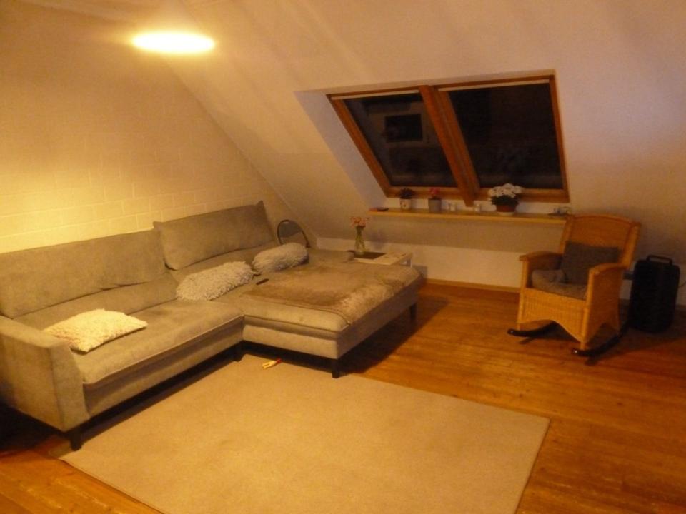 Thumbnail-Vor den Toren Friesoythes in Alleinlage, Große Oberwohnung 4,5 ZKB mit Garten