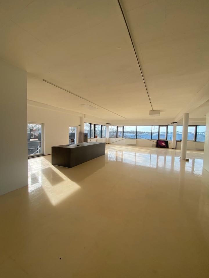 Thumbnail-Büro, Lager, Ausstellung 600m² in PotsdamBabelsberg zu vermieten