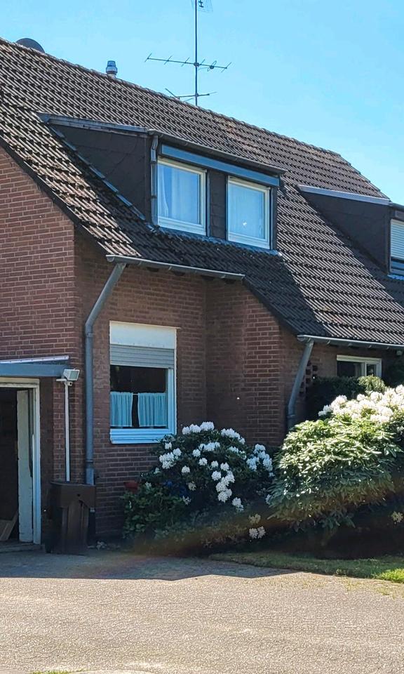 Thumbnail-Doppelhaushälfte Krefeld Traar, sehr zentral und ruhig