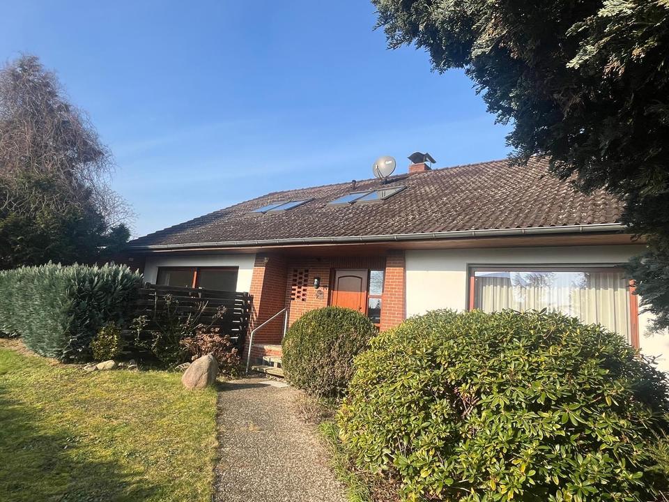Thumbnail-Freistehendes Ein- Zweifamilienhaus in Didderse