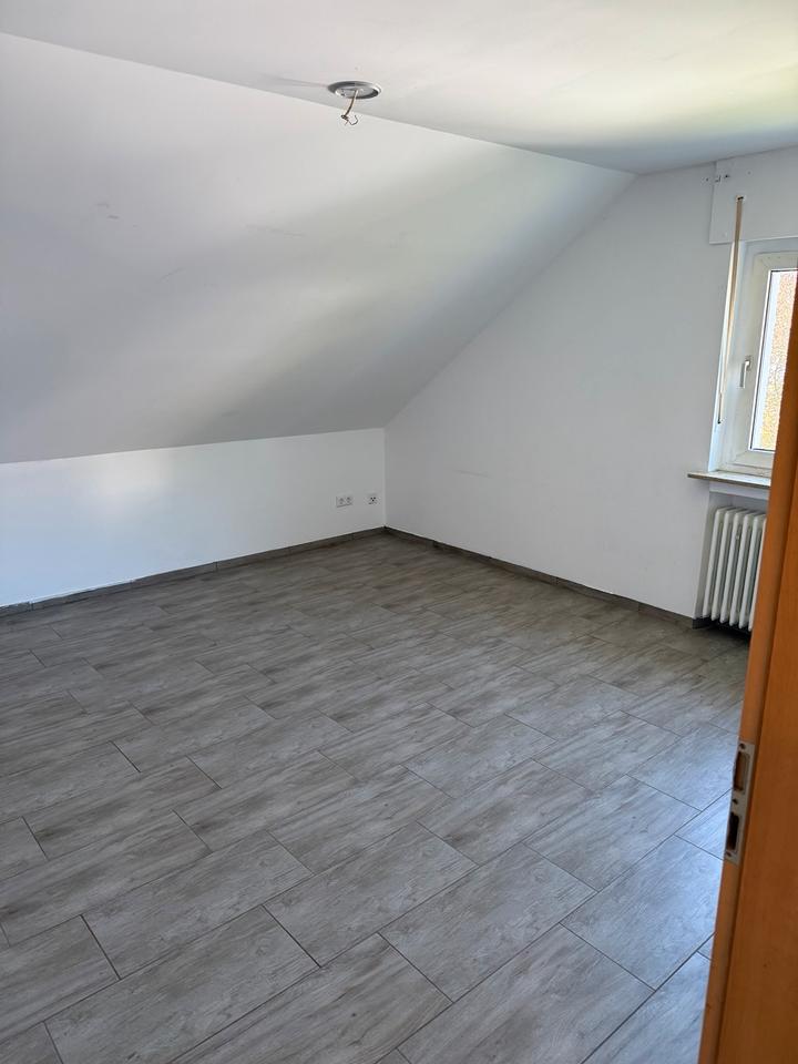 Thumbnail-Helle 3-ZKB-Wohnung in Rudersdorf ohne Balkon
