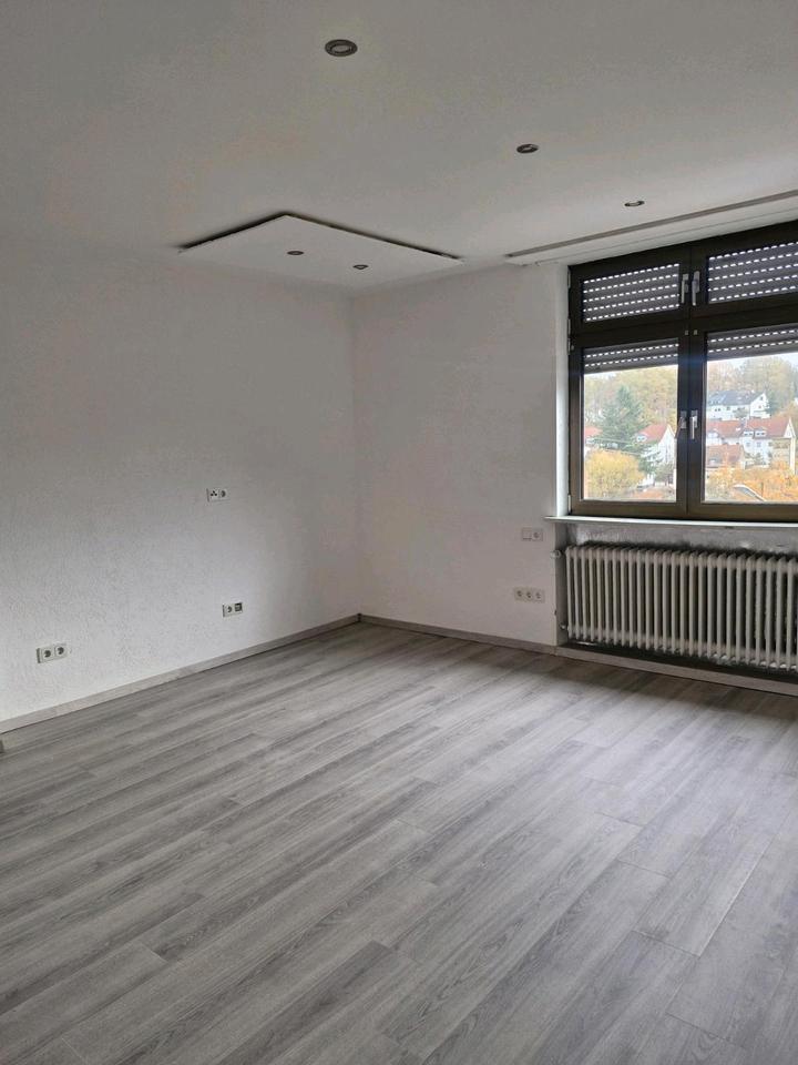 Thumbnail-85m²Neu sanierte Wohnung in fischbach camphausen zum vermieten