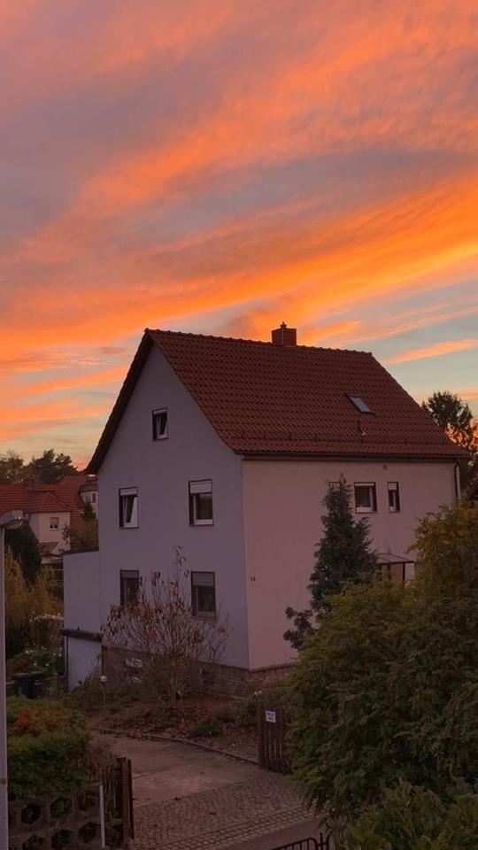 Thumbnail-Wohnhaus in Dresden Wilschdorf mit großem Grundstück