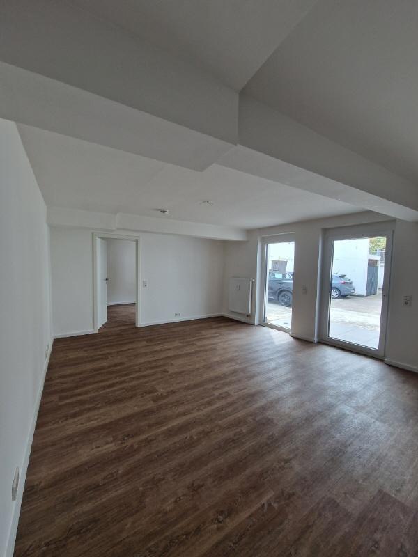 Thumbnail-Kernsanierte 2-Zimmer-Wohnung mit großflächiger Terrasse inmitten von Köln-Braunsfeld!