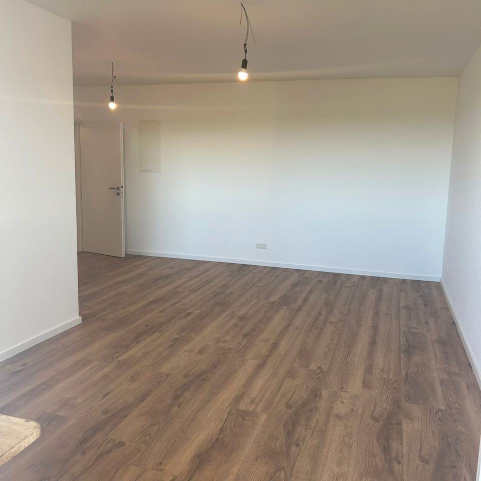 Thumbnail-Erstbezug nach Kernsanierung: Helle 2-Zimmer-Wohnung mit Loggia