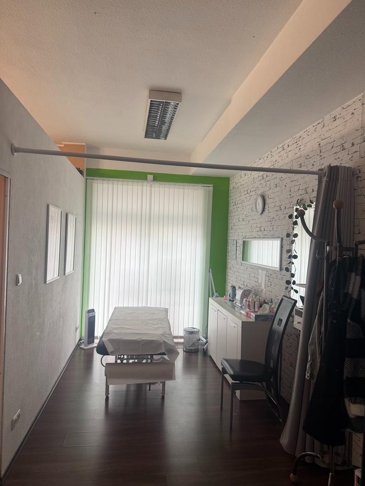 Thumbnail-Raum in Frankfurt Bornheim Mitte zum untermieten 580 Warm