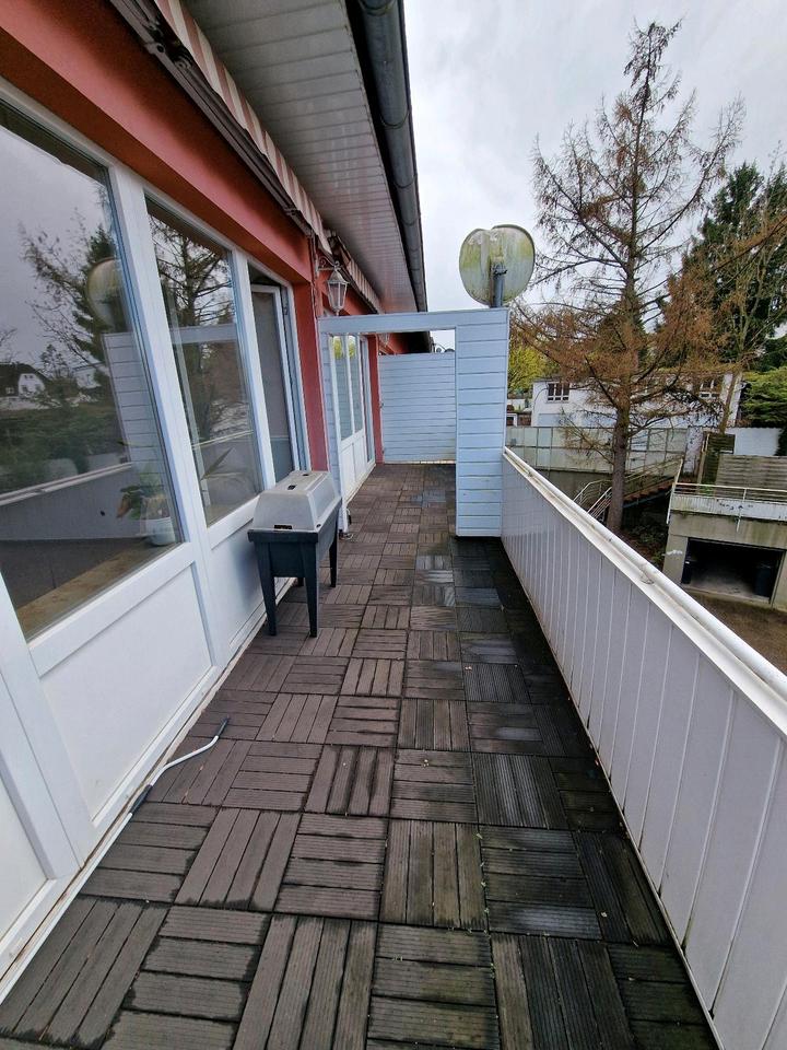 Thumbnail-64,2m² große 2 Zimmer Wohnung mit Balkon und Einbauküche