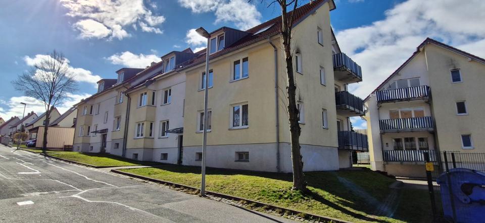 Thumbnail-Charmante Dachgeschoss-WE mit Balkon in bester Lage