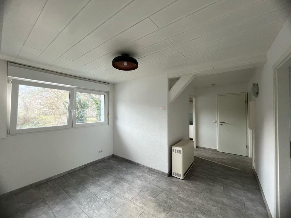 Thumbnail-2 Zimmer Dachgeschoss Wohnung zu vermieten