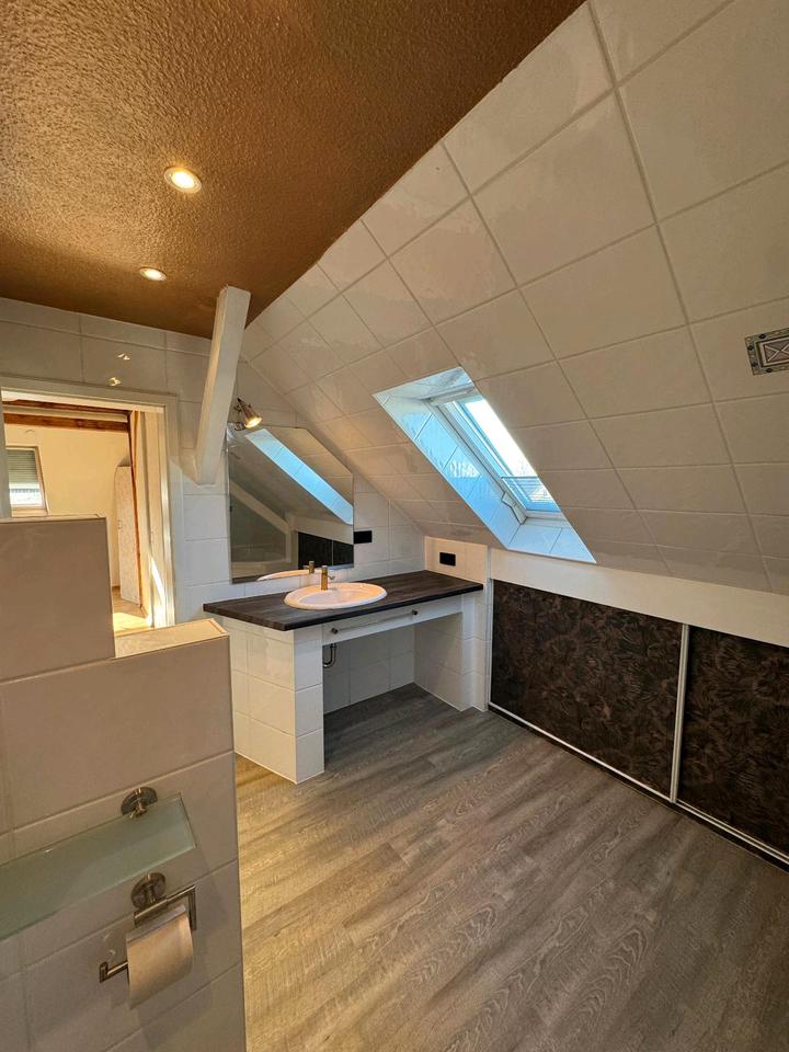 Thumbnail-Wohnung 160 qm mit Balkon