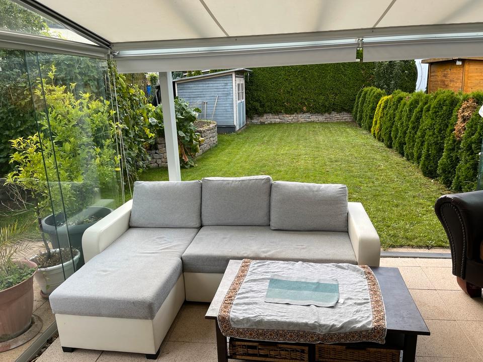 Thumbnail-Modernes Reihenendhaus mit Einzelgarage und Stellplatz