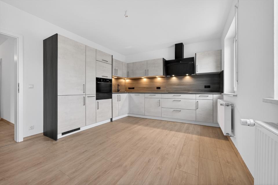 Thumbnail-modernisierte 5 Zimmer-Wohnung in Zandt (ca. 102qm)