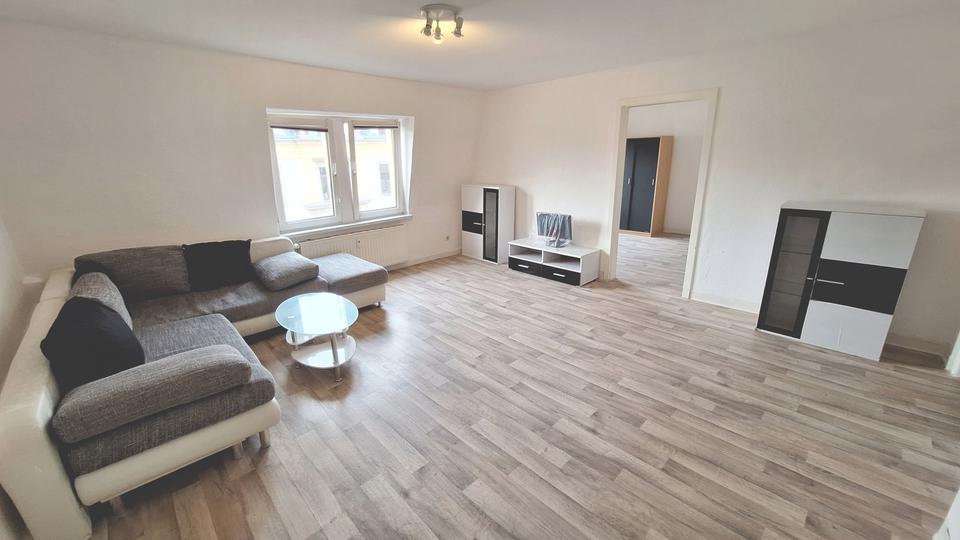 Thumbnail-Helle 2,5-Zimmer-Wohnung nahe S-Bahn Freital-Deuben mit EBK, Tageslichtbad und optionaler Möblierung