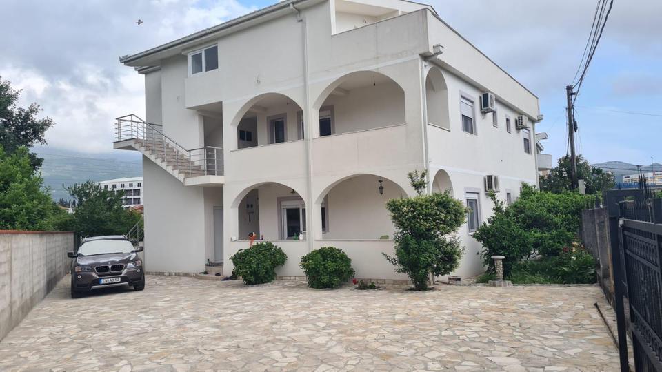 Thumbnail-5 Familien Haus mit Dachterasse in Bar Montenegro