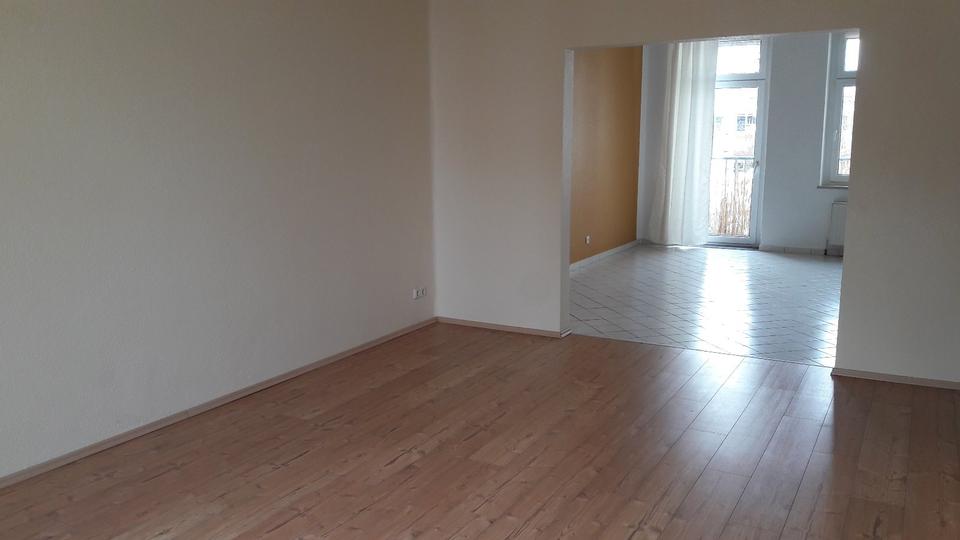 Thumbnail-103 m² schöne großzügige 3 Raumwohnung - TalstraßeGera
