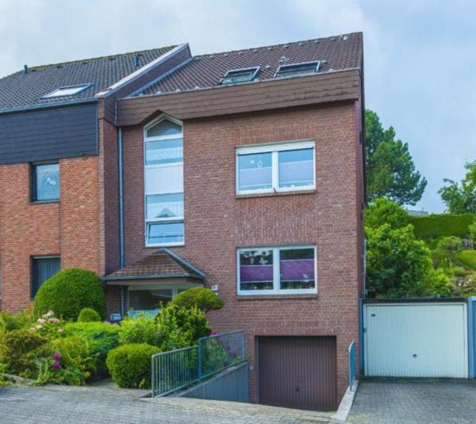 Thumbnail-Maisonettewohnung in Zweifamilienhaus