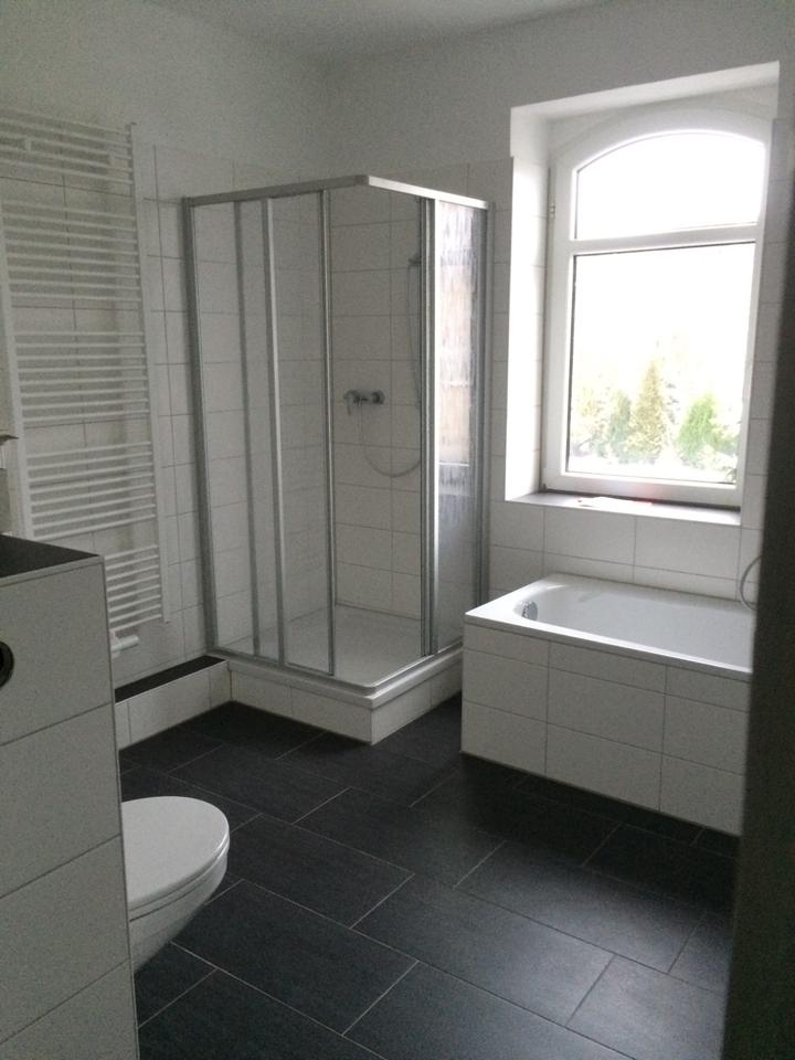 Thumbnail-großzügige Familienwohnung im Zweifamilienhaus
