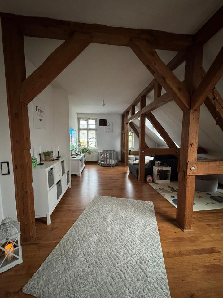 Thumbnail-3- Raum Wohnung