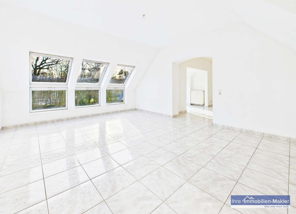 Thumbnail-Stilvoll wohnen – Helle Dachgeschosswohnung in einer Jugendstilvilla