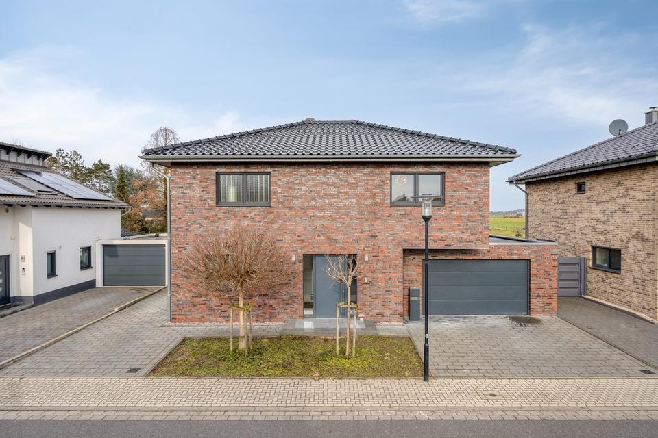 Thumbnail-Modernes Einfamilienhaus in Ratheim zur Miete